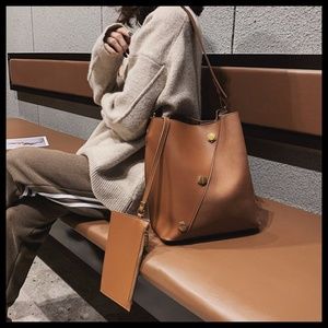 NEW ZOE Rivet Bucket Bag